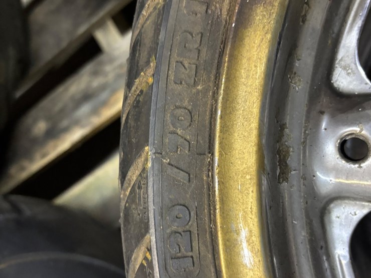 #406-•-lot-of-motorcycle-wheels-image-7