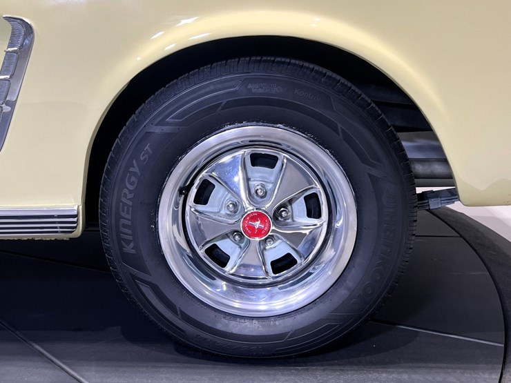 #1512-•-1965-ford-mustang-convertible-image-44