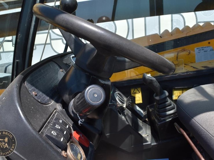 2018-jcb-512-56-image-41
