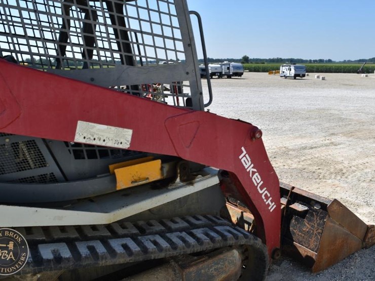 takeuchi-tl10v2-image-58