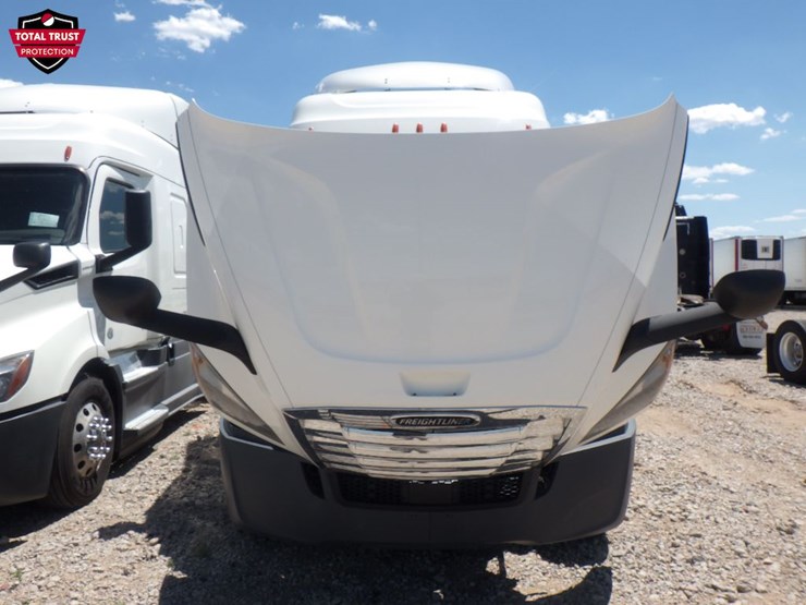 2020-freightliner-cascadia-116-image-23