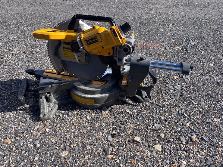 #8052-•-dewalt-12in-cordless-sliding-miter-saw-|-for-parts/repairs-image-3