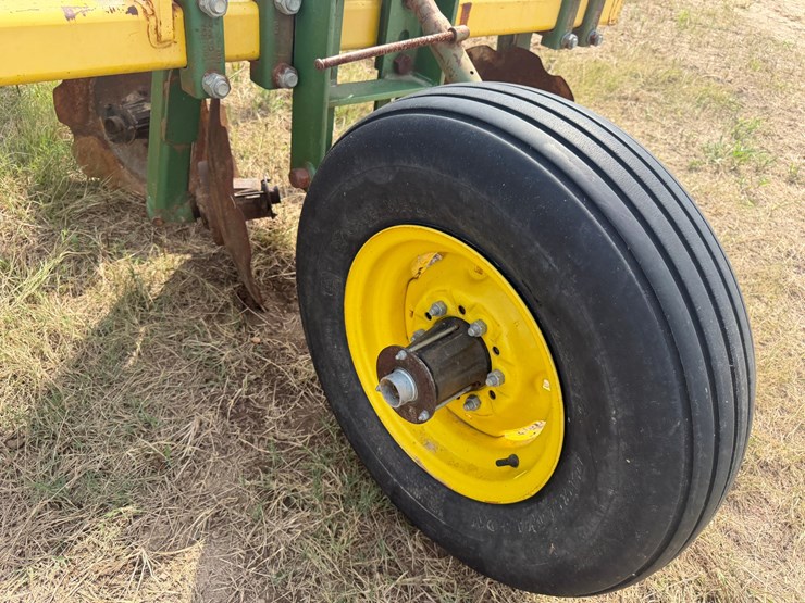 #51910-•-roll-a-cone-12-row-38"-spacing-hipper-10-3218-inv#51910-image-8