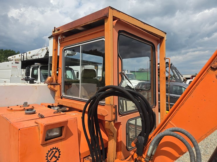 1984-kubota-kh28l-image-40