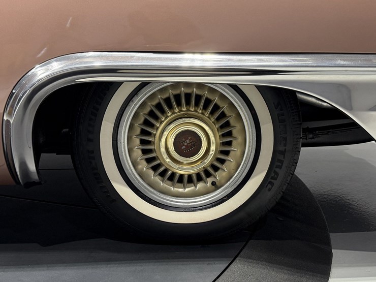#1513-•-1957-cadillac-eldorado-image-46