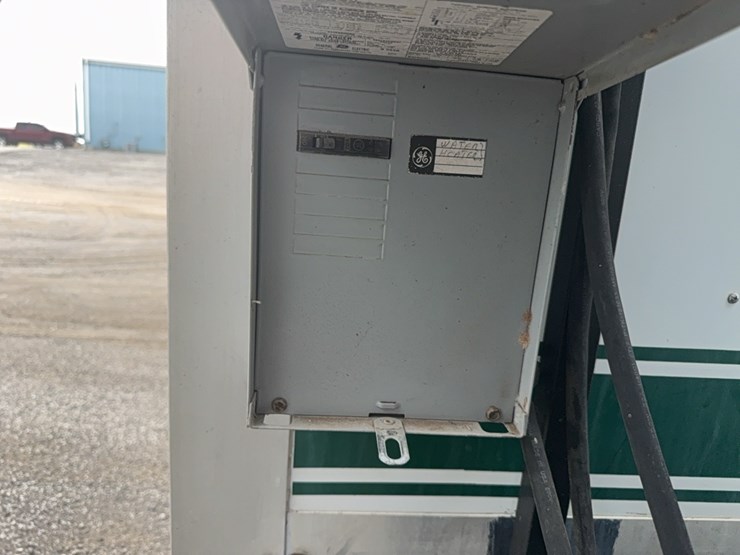 1992-pace-restroom-trailer-image-50
