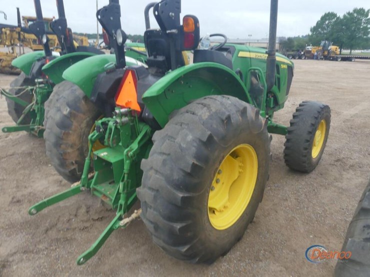 john-deere-5045e-image-2