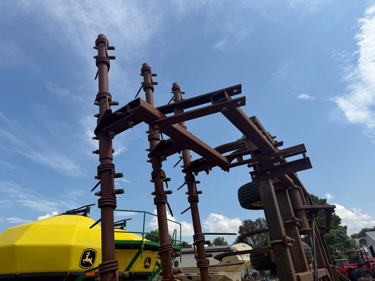#51911-•-30'-chisel-plow-inv#51911-image-32