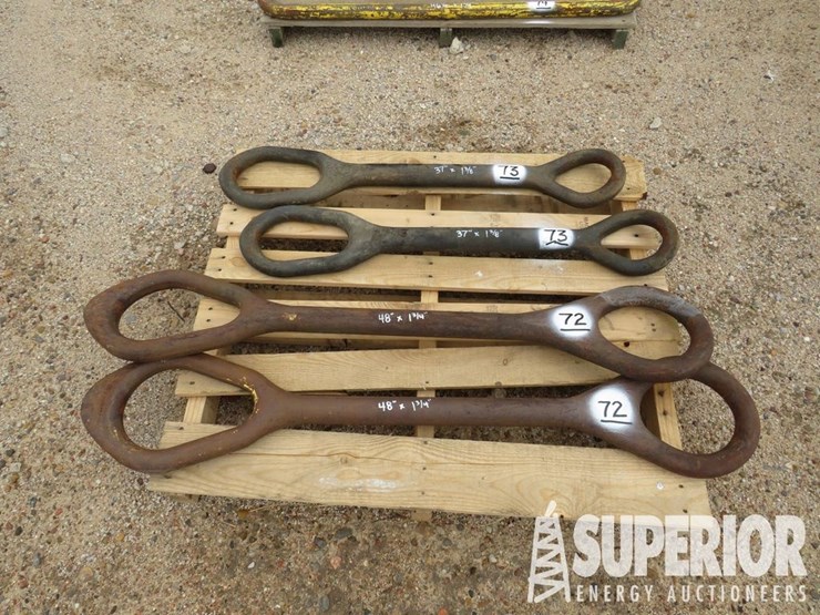 (2)-37"-x-1-3/8"-elevator-links-image-1