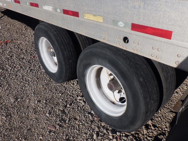 2018-utility-4000d-x-image-13