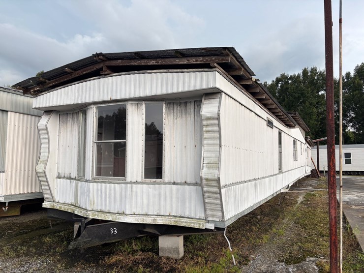 #305-•-mobile-home-image-1