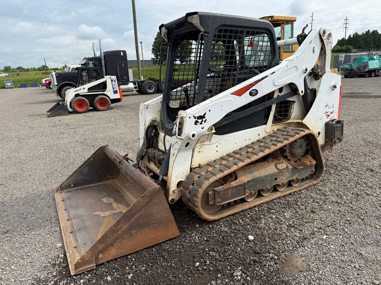2018-bobcat-t595-image-1
