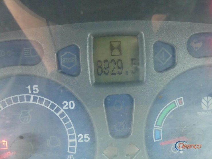 2006-new-holland-ts110a-image-13