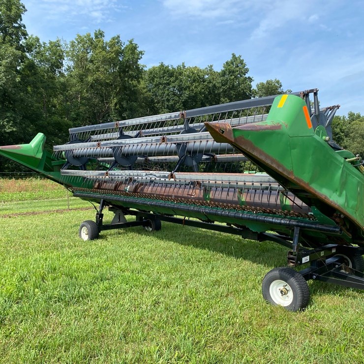 John Deere 920 Grain Head