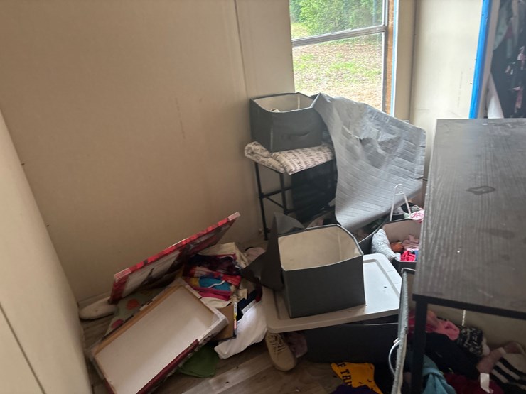 #303-•-mobile-home-image-18