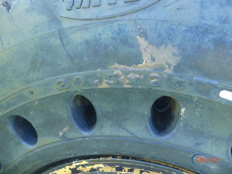 2015-caterpillar-938k-image-5