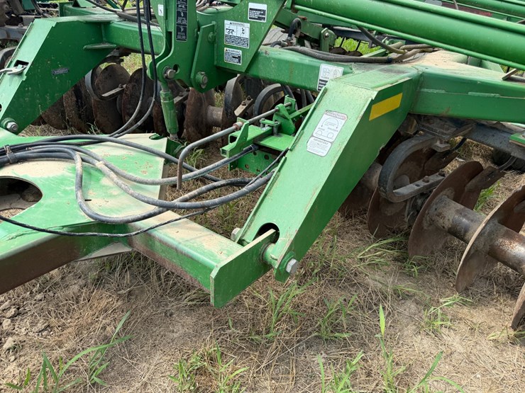 john-deere-37-image-41