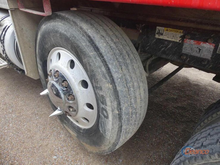 2018-kenworth-t880-image-7