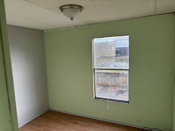#305-•-mobile-home-image-20