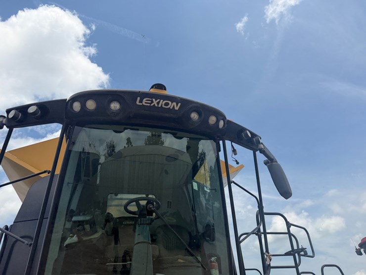 claas-lexion-760-image-57