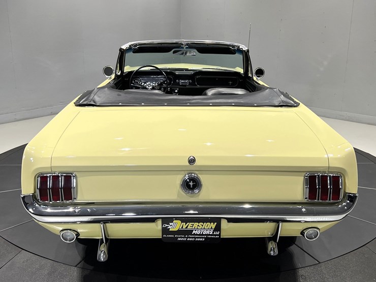 #1512-•-1965-ford-mustang-convertible-image-27