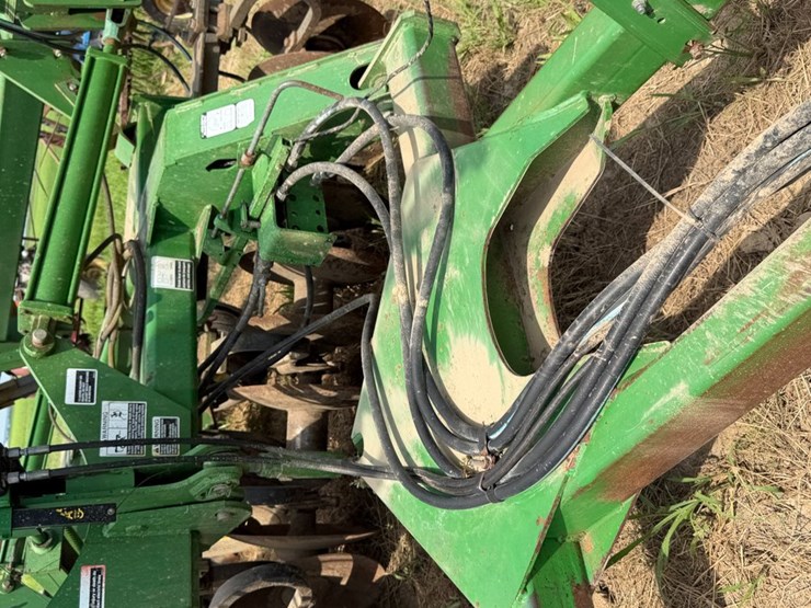 john-deere-37-image-53