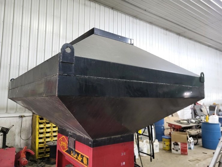 gandy-6290-68-orbital-air-seeder-image-9