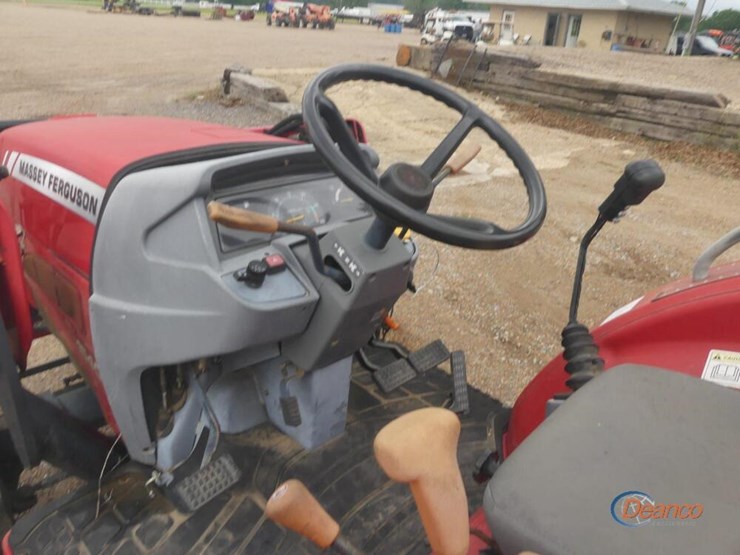 massey-ferguson-1540-image-14
