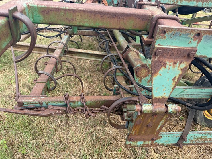 john-deere-1010-image-32