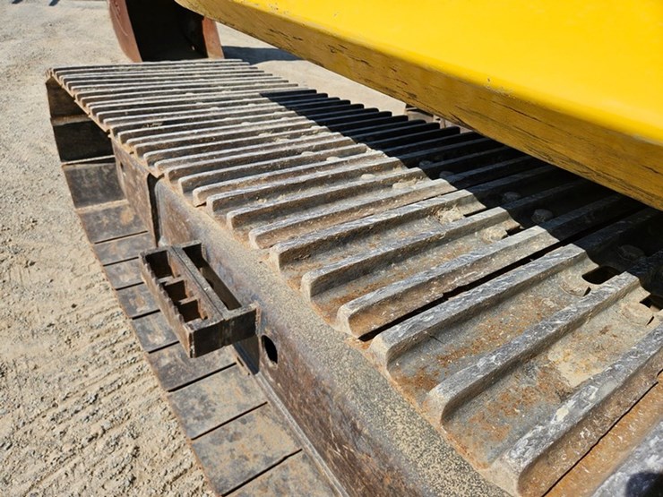 2006-komatsu-pc300-lc-image-35