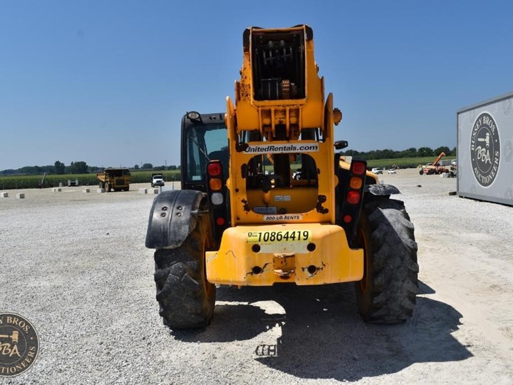 2018-jcb-512-56-image-10
