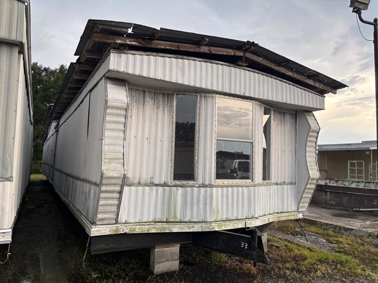 #305-•-mobile-home-image-2