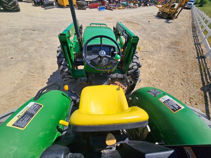 john-deere-5205-image-25
