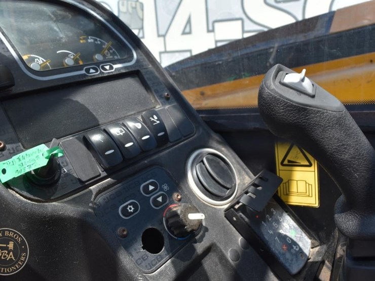 2018-jcb-512-56-image-45