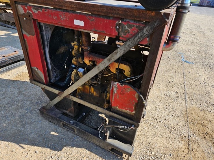 john-deere-4039-image-17
