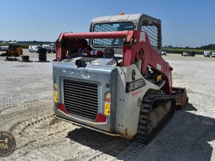 takeuchi-tl10v2-image-17
