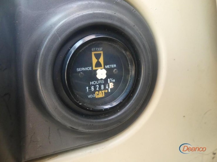 2001-caterpillar-322c-image-13
