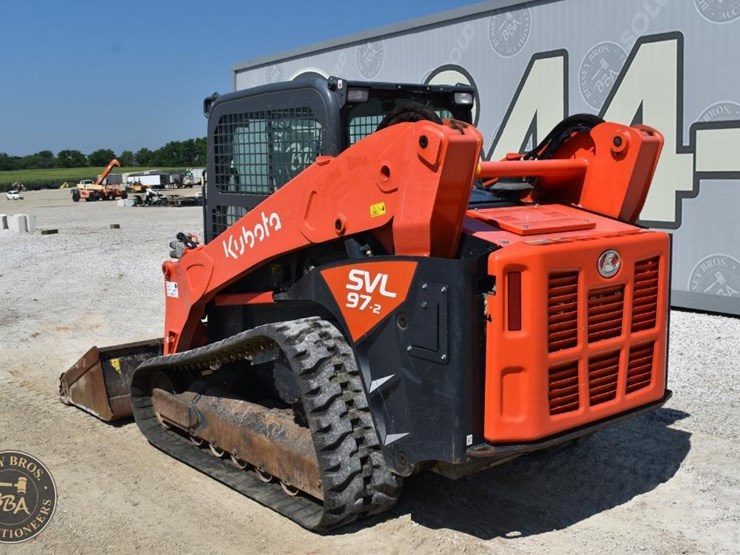 2021-kubota-svl97-2-image-4