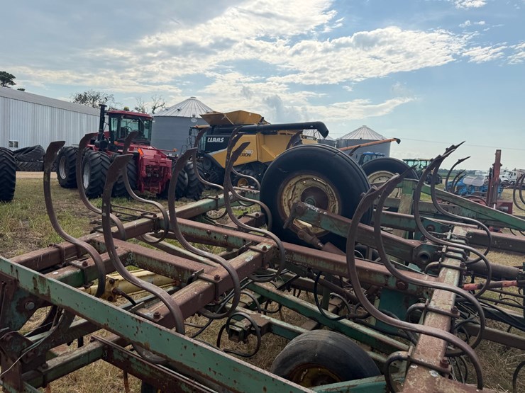 john-deere-1010-image-45