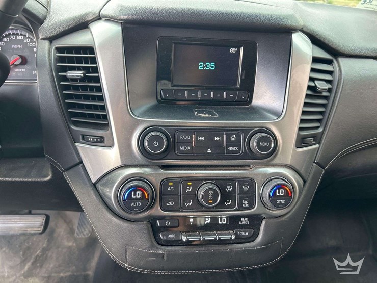 2016-chevrolet-tahoe-image-16