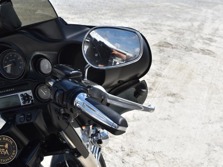 2011-harley-davidson-electra-glide-ultra-classic-46336-image-17