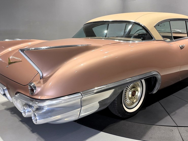 #1513-•-1957-cadillac-eldorado-image-34