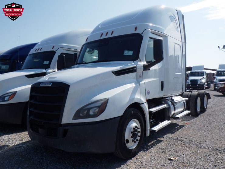 2023-freightliner-cascadia-126-image-1