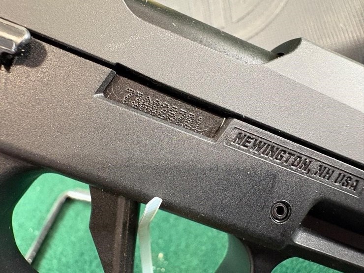 sig-sauer-p322-22lr-pistol-image-6