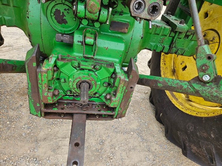 john-deere-4320-image-15