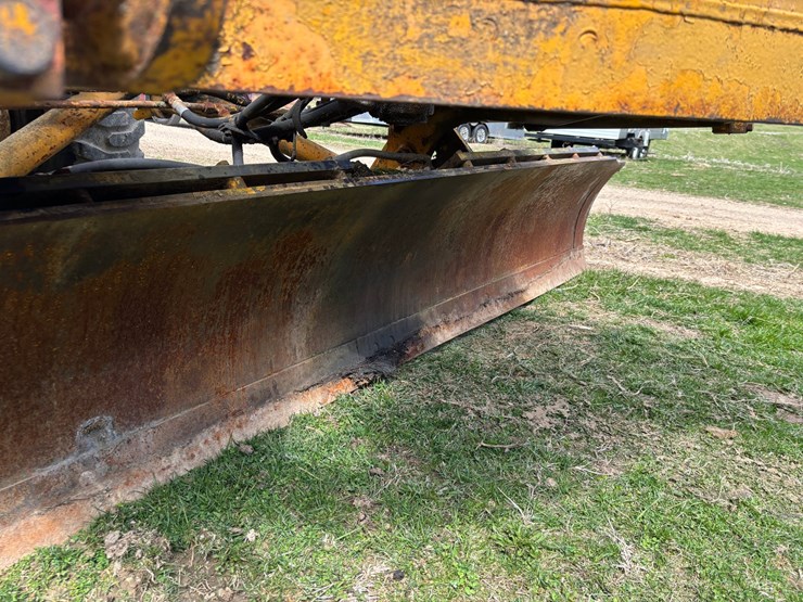 caterpillar-d3c-xl-image-65