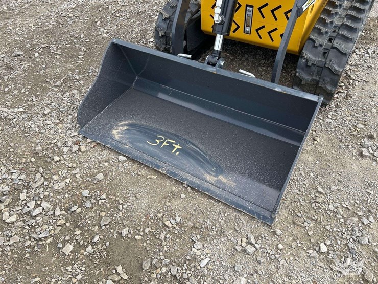 2026-ssl60-mini-track-loader-skid-steer.-image-9