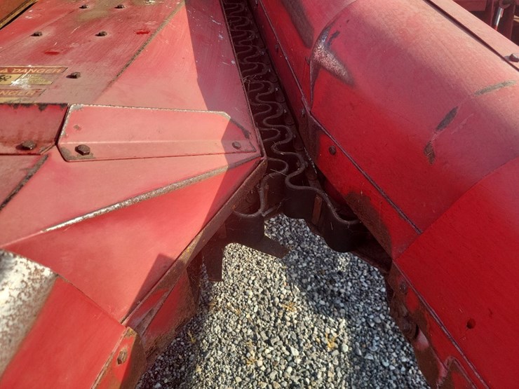 gehl-1065-tandem-axle-forage-chopper-w/2-heads---nice-image-38
