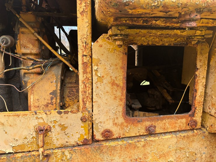caterpillar-d3c-xl-image-17