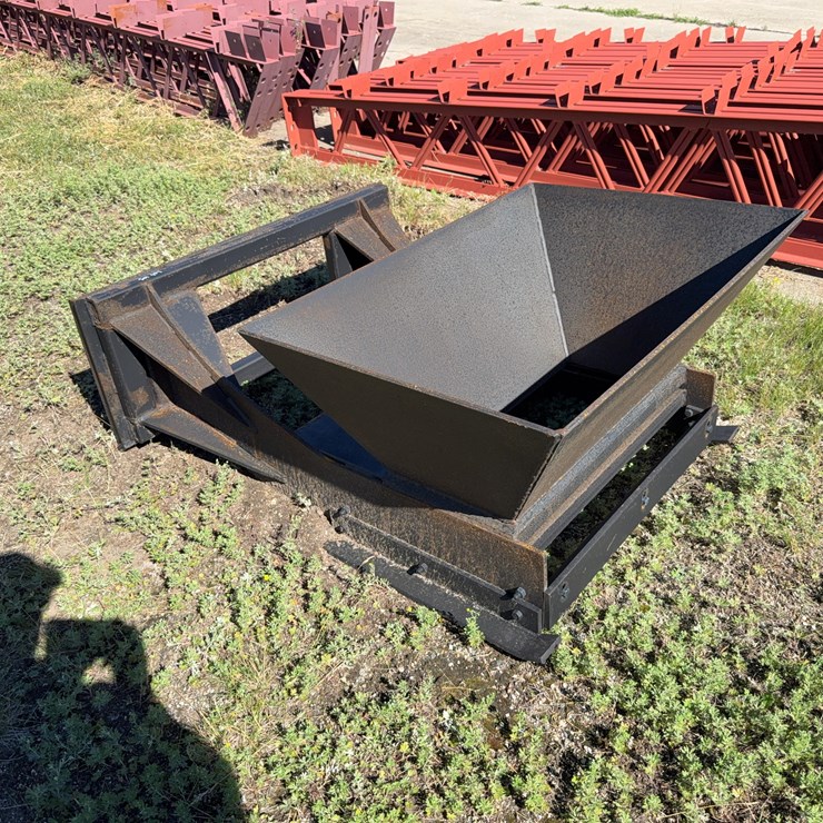 Self-Dumping Hopper Bucket